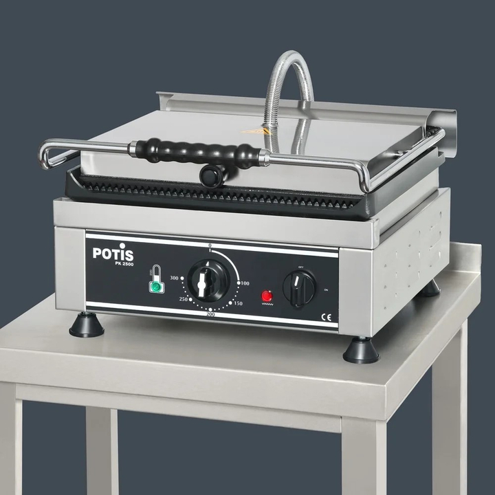 Grill kontaktowy Potis PK 2735 G