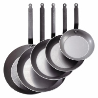 Patelnia ze stali węglowej de Buyer Carbone Plus D-5100-28