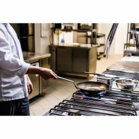Patelnia ze stali węglowej de Buyer Carbone Plus D-5100-28