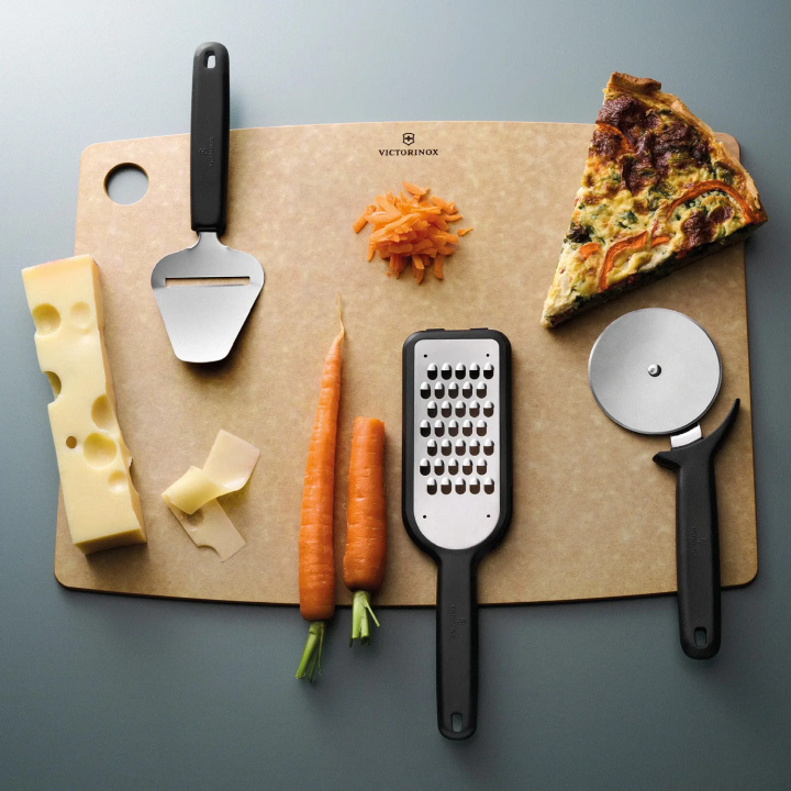 Tarka kuchenna z dużymi otworami Victorinox Grater 7.6081.3