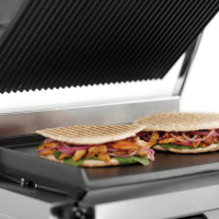 Grill kontaktowy elektryczny Bartscher Panini MDI 1GR A150976