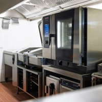 Piec konwekcyjno-mikrofalowy elektryczny Rational iHexagon 6-1/1