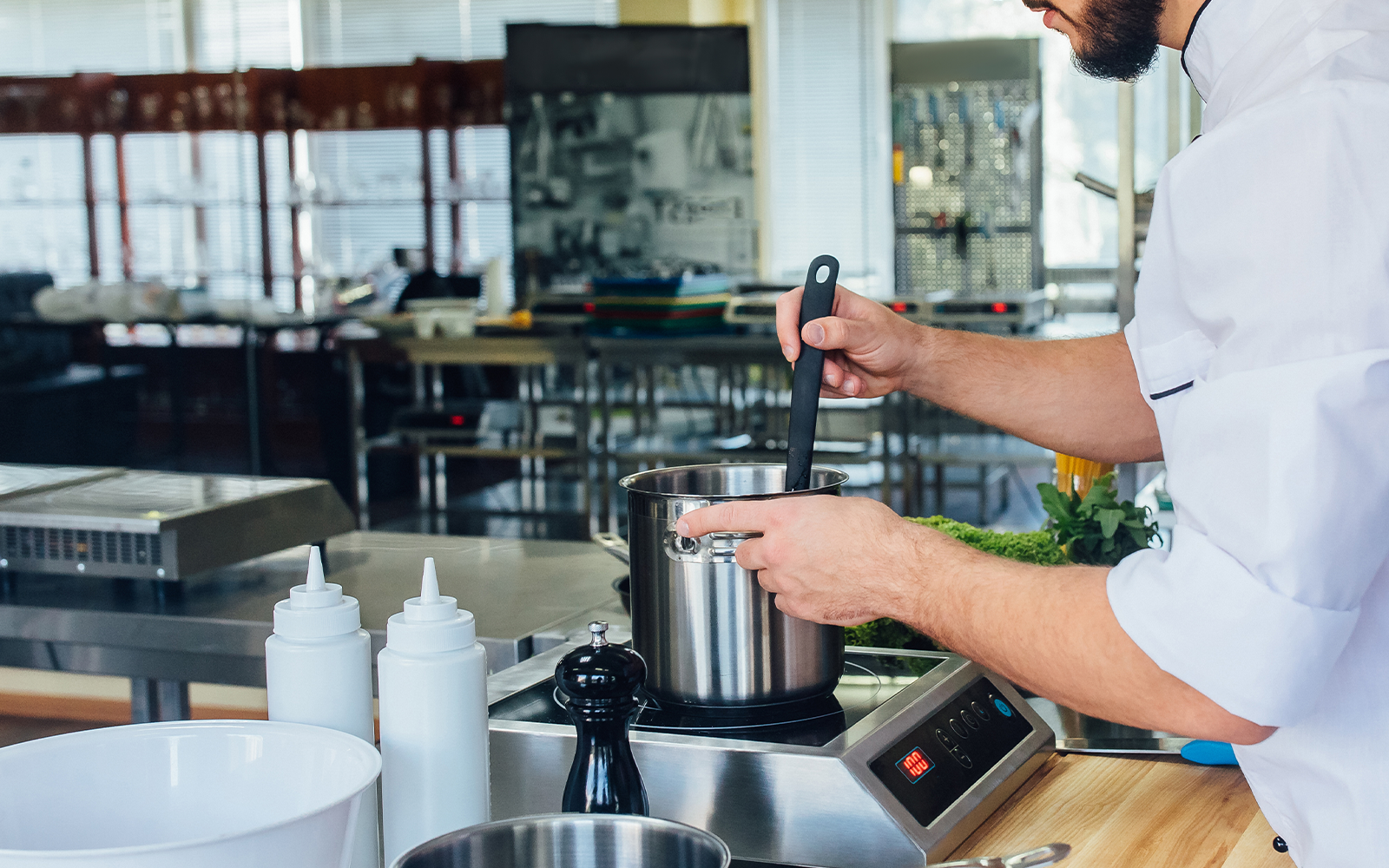 5 błędów przy zakupie wyposażenia gastronomicznego