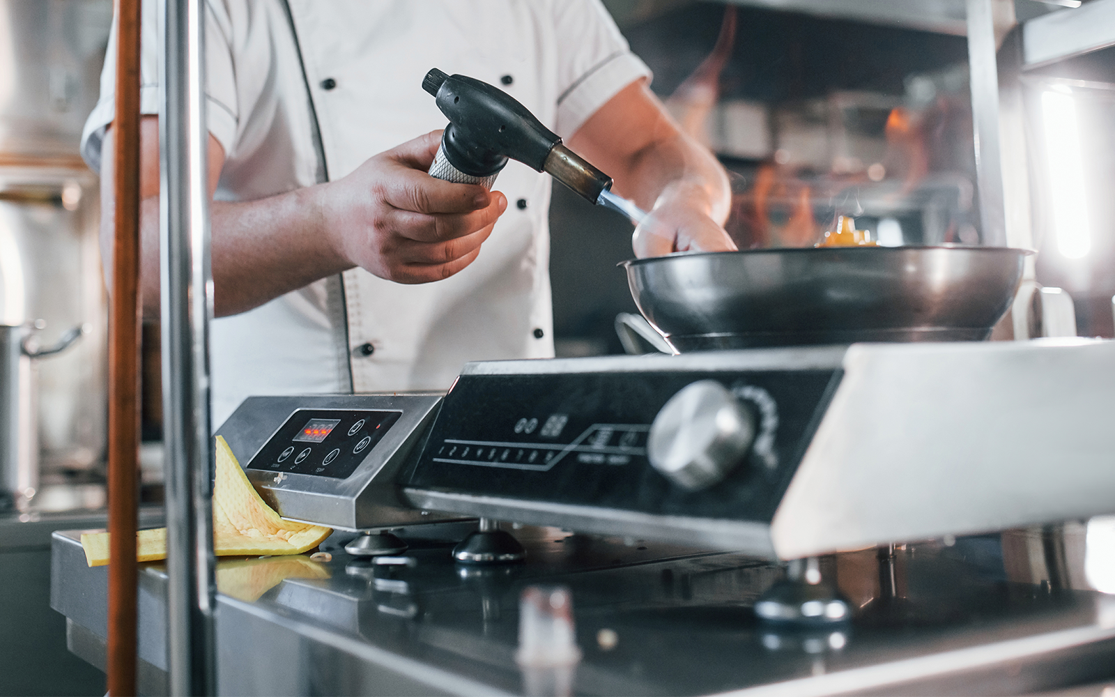 Profesjonalny sprzęt HORECA – klucz do sukcesu w gastronomii